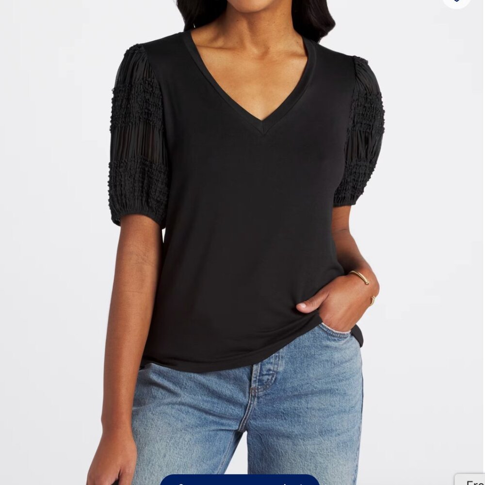 Les Serein Mixed Media V Neck Knit Top